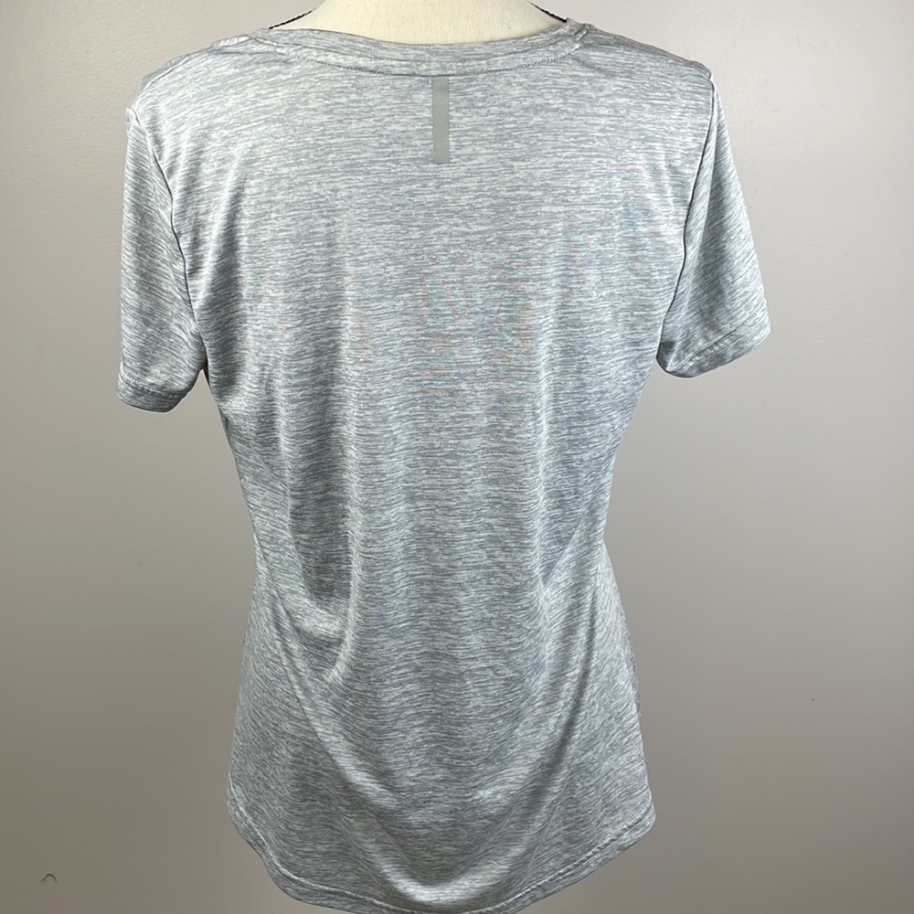 FILA Sport Shirt SZ L Short Sleeve Stretchy Comfortable Active Wear Colorful - Picture 9 of 11